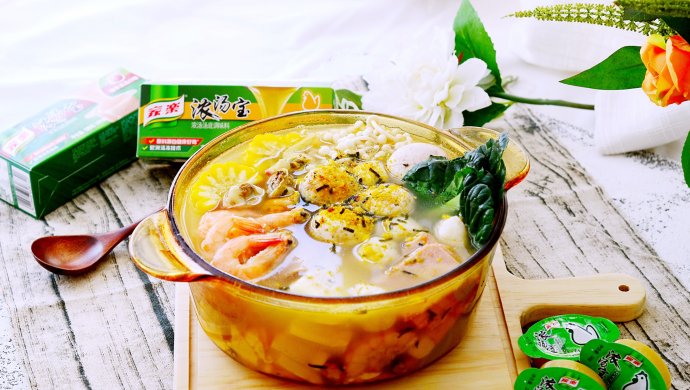 养生海鲜豆腐火锅