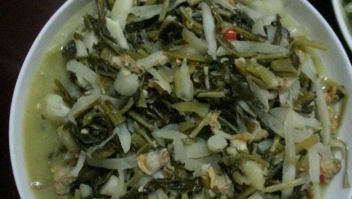 萝卜头炒海螺肉(家乡菜)
