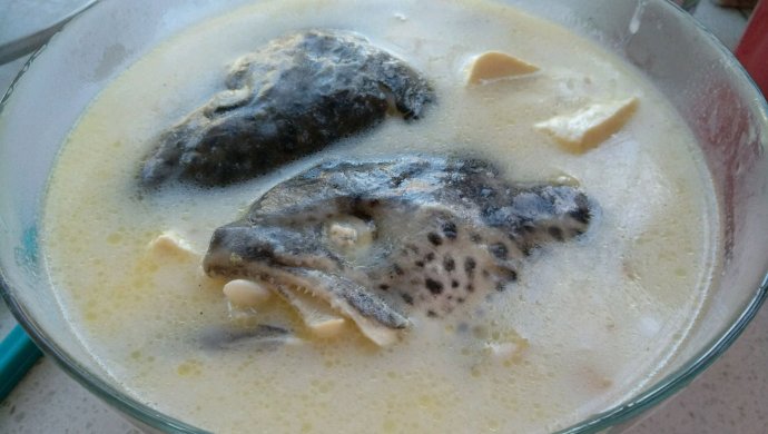 三文鱼头豆腐浓汤