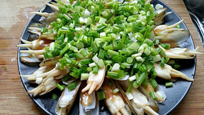 【好吃不懒做の萝卜】葱油蛏子