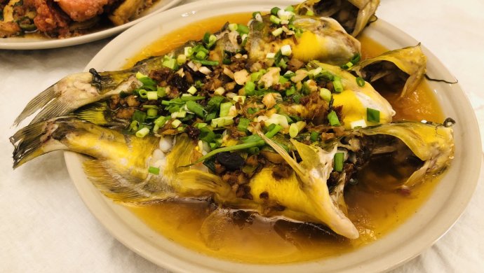 蒜蓉豆鼓蒸黄骨鱼