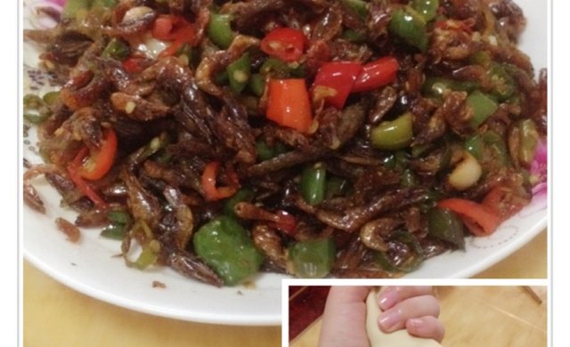 青椒炒小干虾
