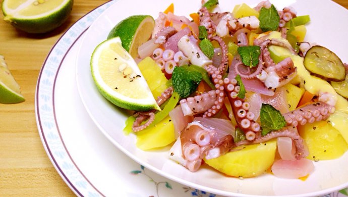 薄荷章鱼土豆沙拉