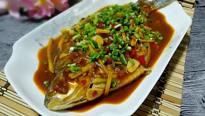 红烧鳊鱼