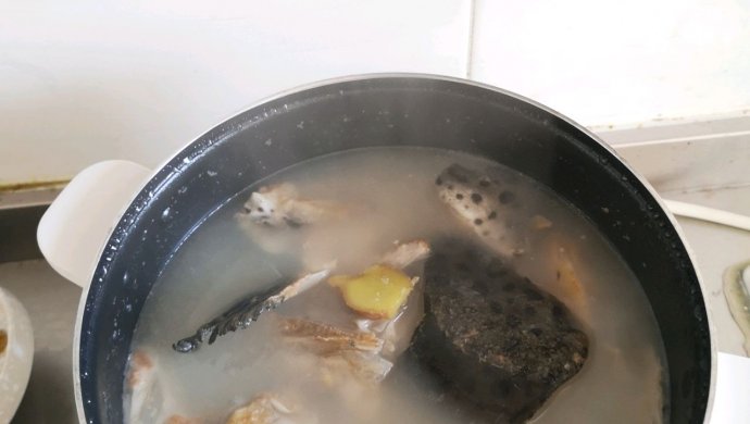 三文鱼头豆腐汤