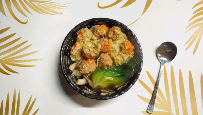 田园蔬菜蟹子鲜肉云吞