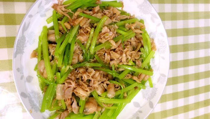芹菜炒乌贼