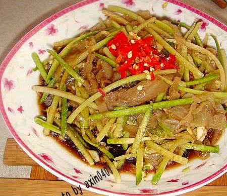 萝卜丝拌海蜇