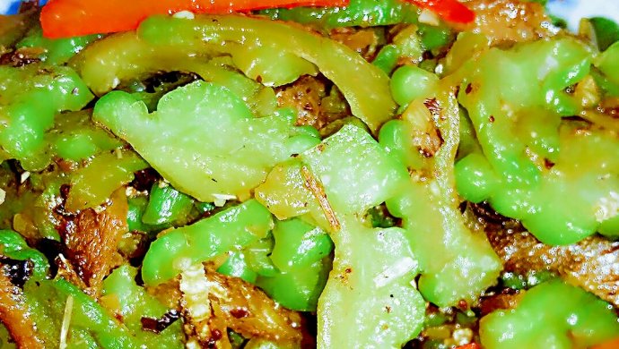 豆鼓鲮鱼炒苦瓜
