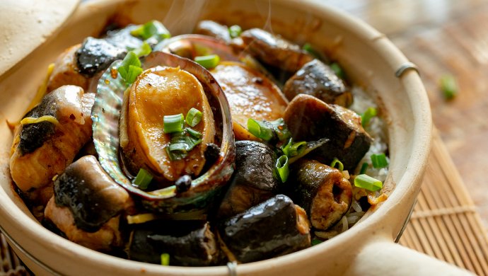 鲍鱼黄鳝白鳝煲仔饭｜豪华一餐
