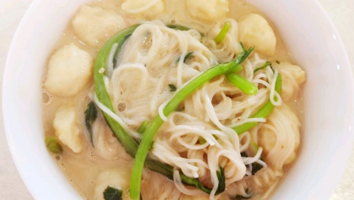 牛奶鱼丸面