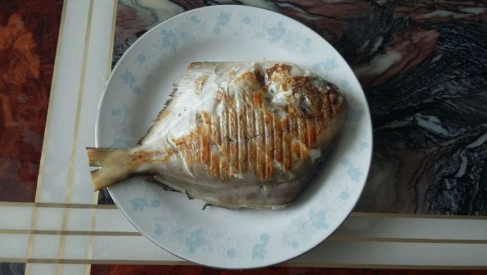 干煎鲳鳊鱼