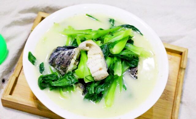 黑鱼青菜汤