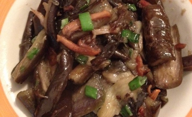 茄子炒鱿鱼干