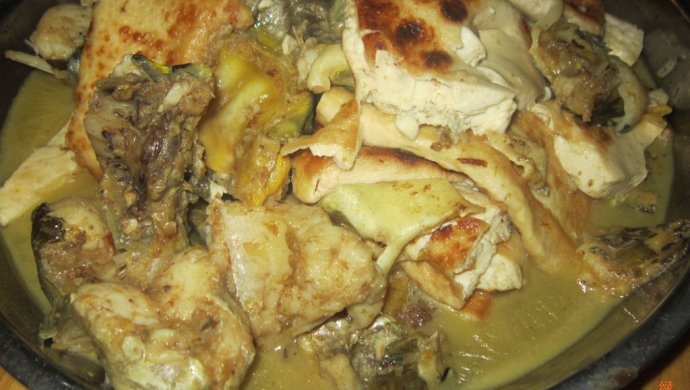 鲶鱼闷豆腐