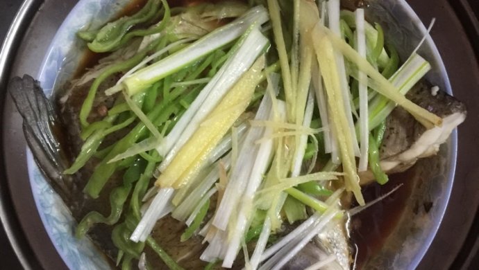 清蒸鳊鱼