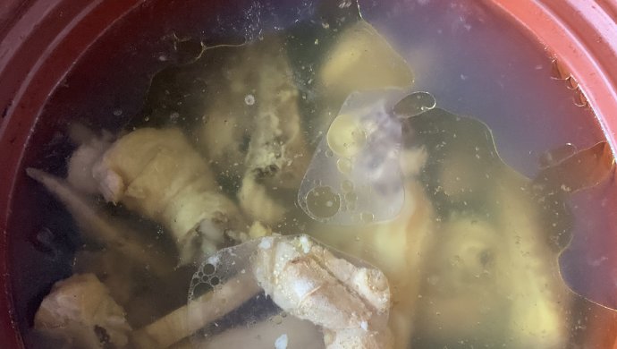 鱼翅鸡汤