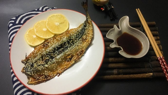 【海贼王料理】日式蒲烧香烤秋刀鱼