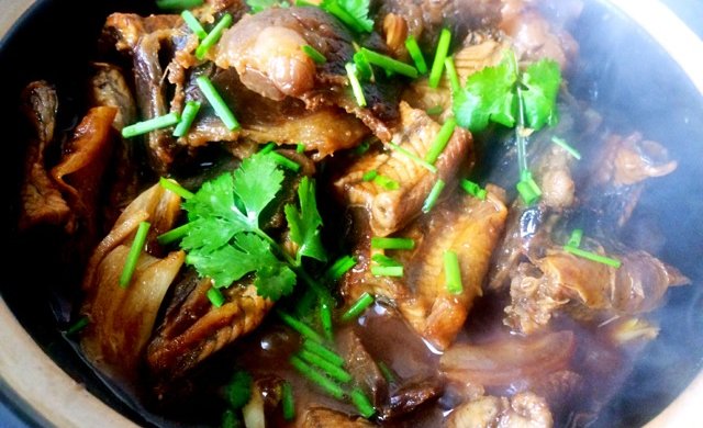 徐大厨露一手！―腊肉炖黄鳝