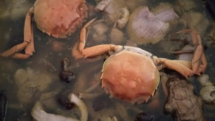 番鸭茶树菇毛蟹