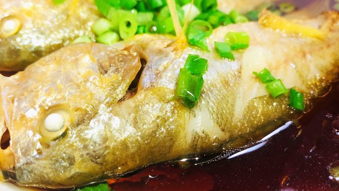 清蒸梅子鱼，大头鱼