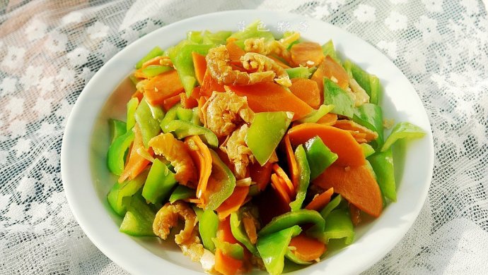 干虾仁炒辣椒