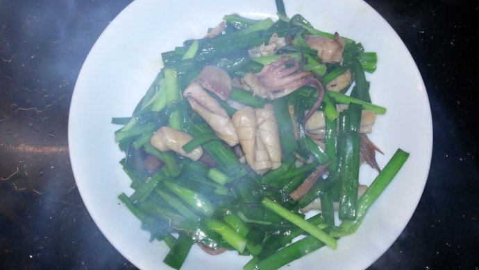韭菜炒土鱿(韭菜炒鱿鱼干)