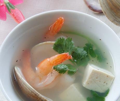 文蛤虾仁豆腐汤