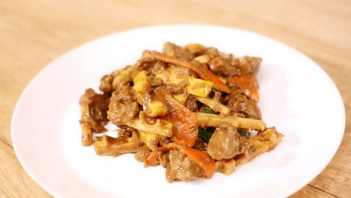 春笋炒鸡肝―迷迭香