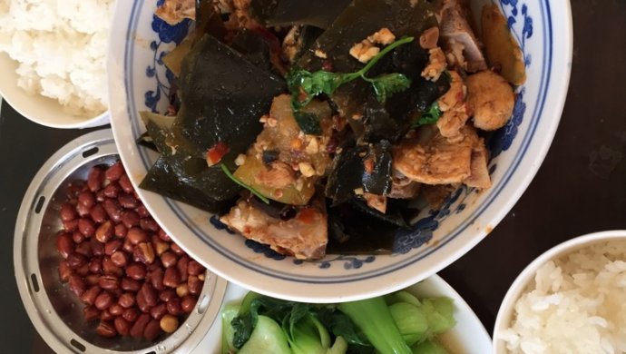 腔骨冬瓜海带汤