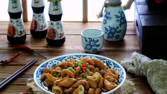 卤肥肠