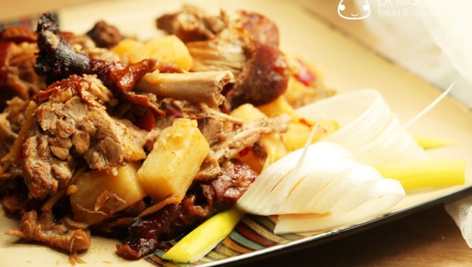 红酒土豆烧鸭架