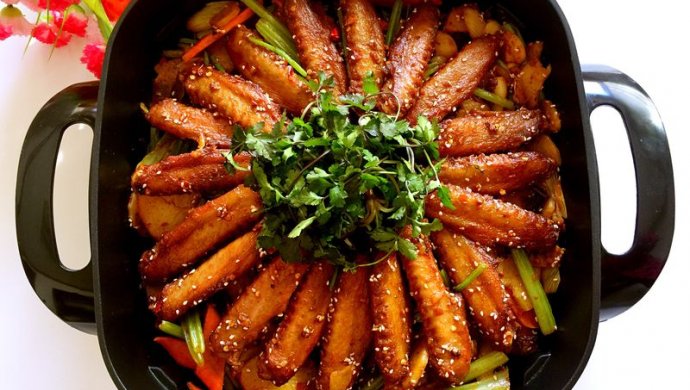 干锅香辣鸭翅