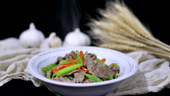 素手做羹-秘制茶香牛肉