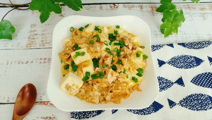 咸蛋黄肉沫烧豆腐