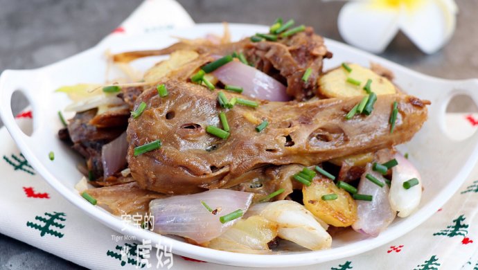干锅土豆鸭头
