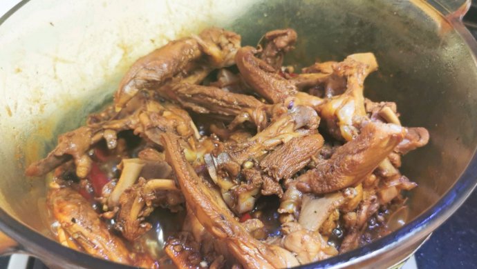 周黑鸭