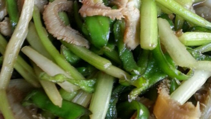 芹菜牛肚