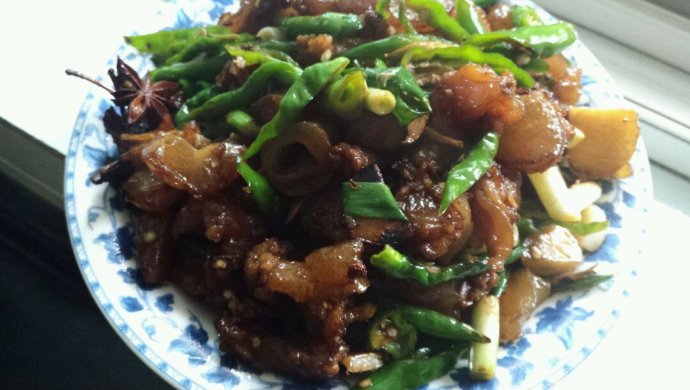 家常香辣牛筋