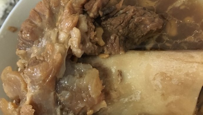 电压力锅炖大棒骨