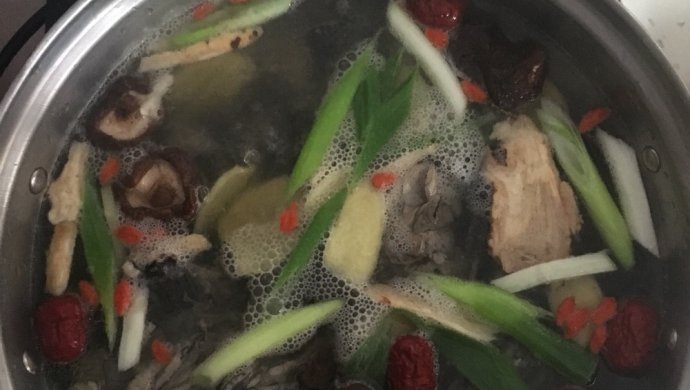 乌鸡当归黄芪汤