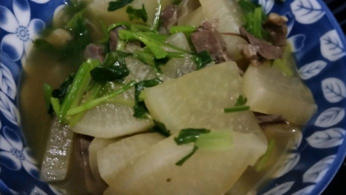 萝卜牛杂汤