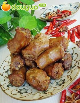 麻辣鸭脖