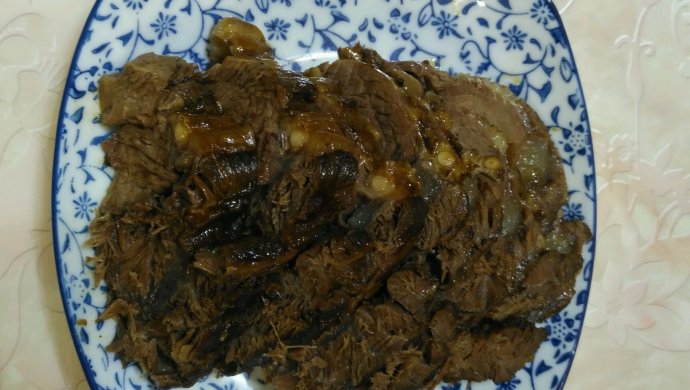 卤牛腱子肉