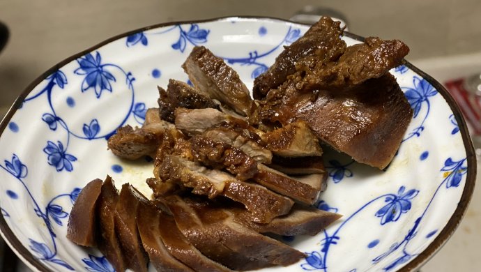 陈皮五香卤猪舌