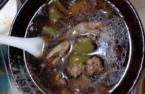 美味炖鸡