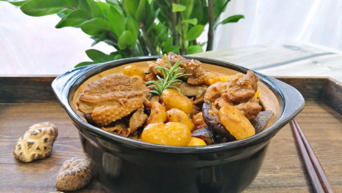 板栗香菇玉米焖鸭肉