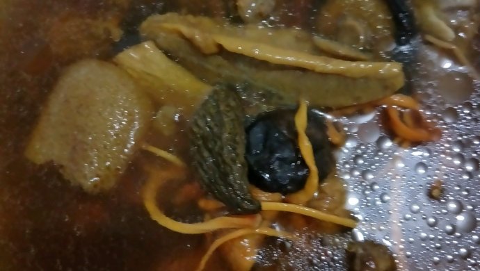 菌菇包鸭肉煲