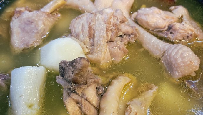 马蹄山药三黄鸡汤