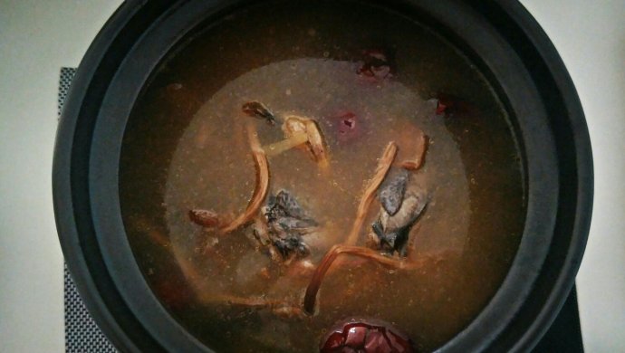乌鸡养生汤